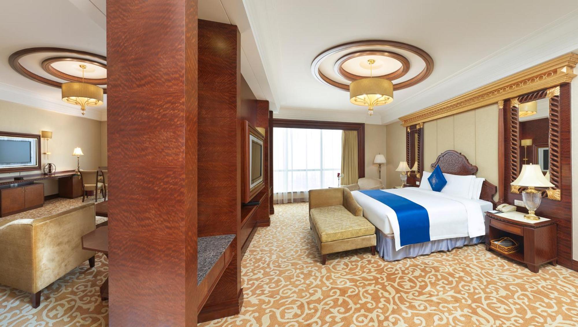 Regal Palace Hotel Dongguan  Exterior photo