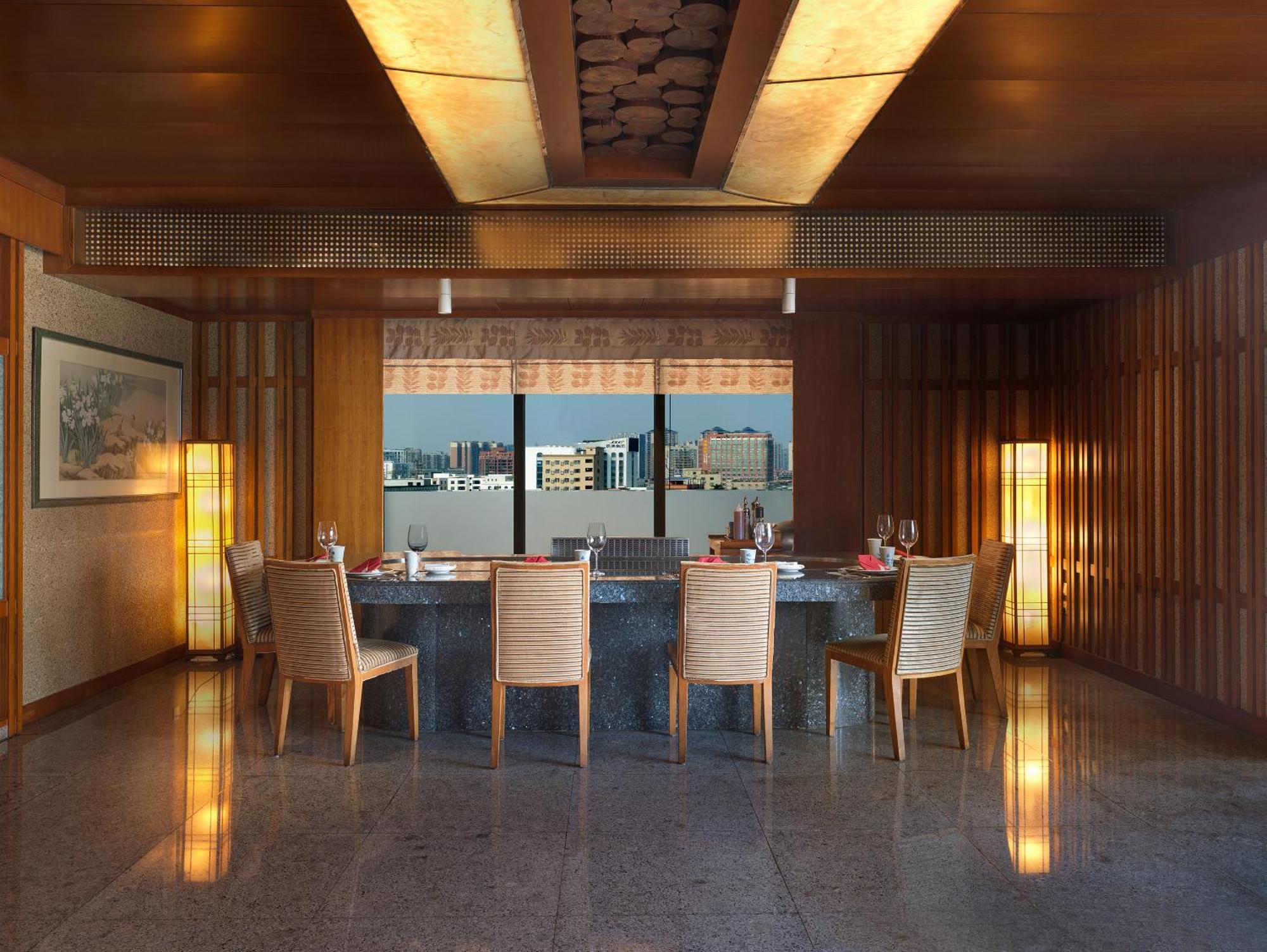 Regal Palace Hotel Dongguan  Exterior photo